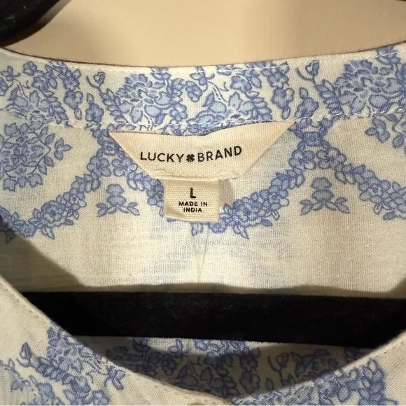 NWT Lucky Brand Boho Blue and White Floral Cotton Button Down Peasant Top Large - Picture 3 of 8